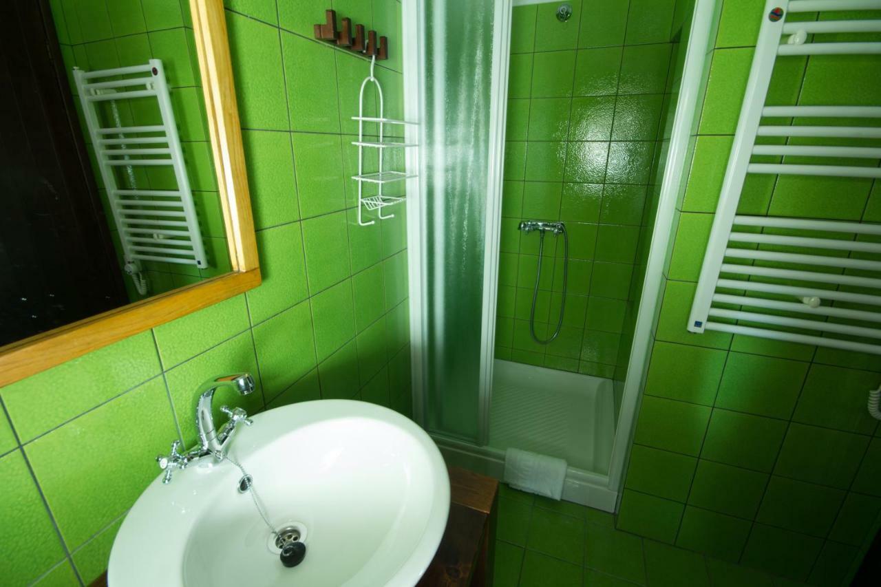 Holiday Homes Poli Svetega Antona Gracisce Ngoại thất bức ảnh